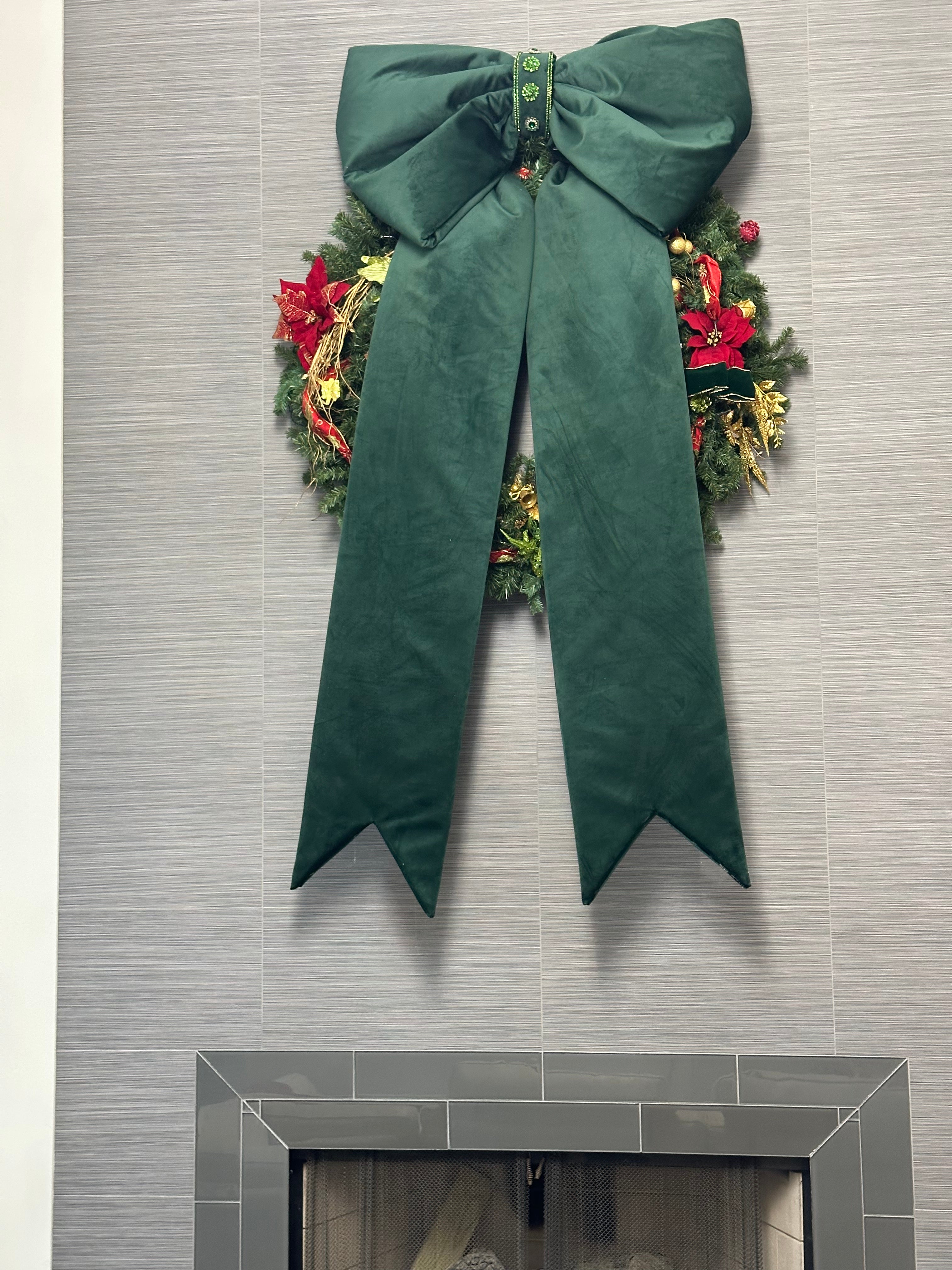 Big Bow Energy: Emerald Edition